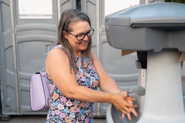 Best Portable bathroom rental  in Chouteau, OK